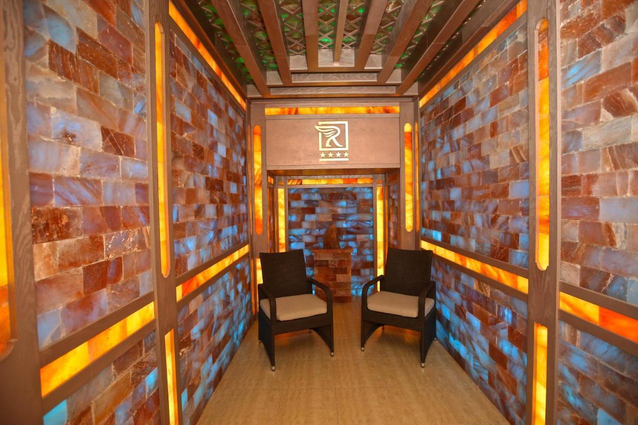 Rusel Park Hotel バクー エクステリア 写真